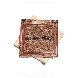 Sophia+Mabelle SATIN POWDER HIGHLIGHTER